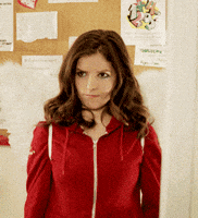 anna kendrick pitch perfect anna kendrick salute